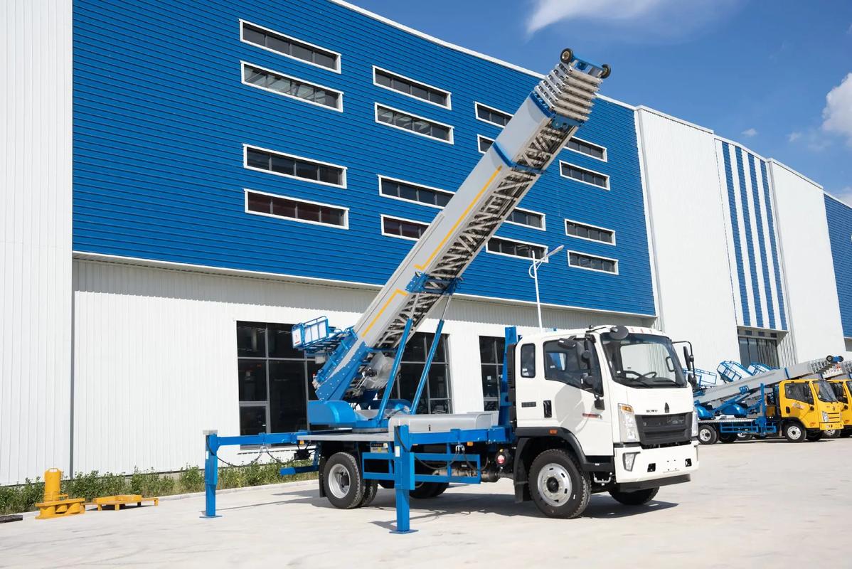 修文小型云梯车上料车租赁多少钱